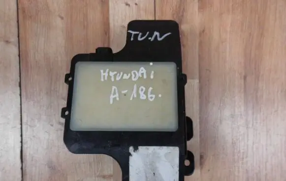 Hyundai Tucson TL Blind spot module 95821D7000 D795850000