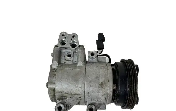 KIA Sportage Air conditioning (A/C) compressor (pump) 977012E000