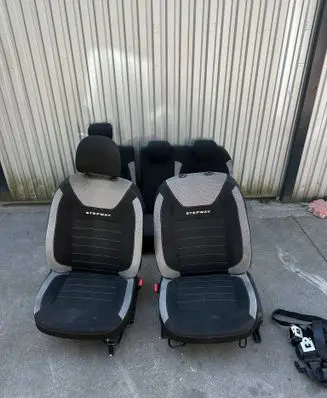 Dacia Sandero II Seat set 