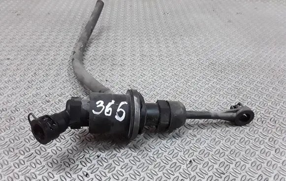 Nissan Micra Clutch master cylinder