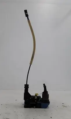 Volvo V70 Front door lock 8650546
