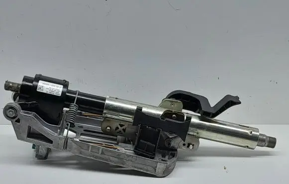 Mercedes-Benz C W204 Steering wheel axle A2044600216