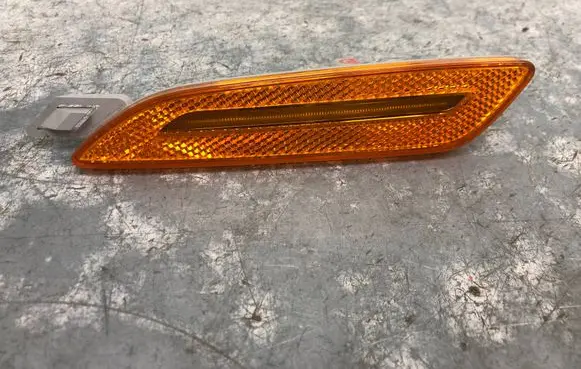 Porsche Cayenne (92A) Front fender indicator light 7P5945127BILI 7P5945127
