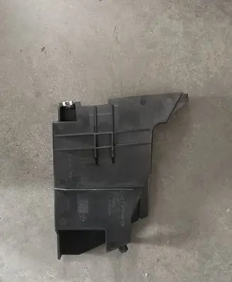 BMW 5 E60 E61 Cup holder 7063409