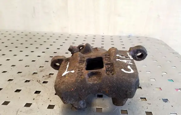 Opel Frontera A Rear brake caliper