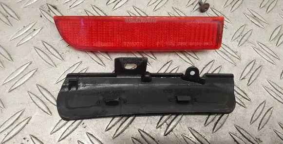 Toyota Avensis T270 Rear tail light reflector 5216605010