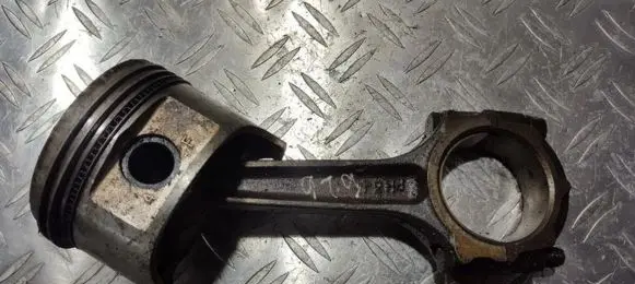 Mazda 626 Piston with connecting rod