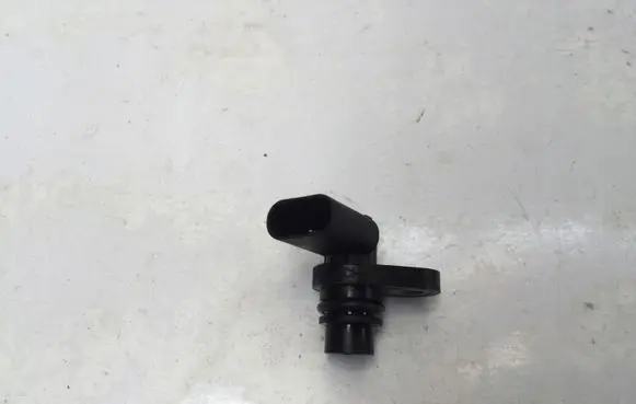 Nissan Qashqai J12 Crankshaft position sensor 237314986R A6549052400