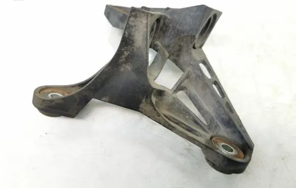 Volkswagen Golf VII Gear shift cable bracket 1K0711789G
