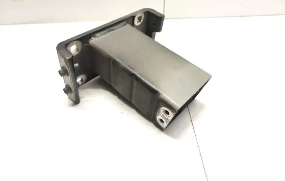 Land Rover Range Rover L405 Front bumper cross member 
