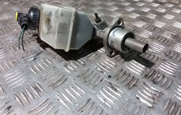 Renault Scenic RX Master brake cylinder 7700436913