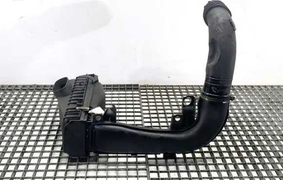 BMW X6 F16 Air filter box 8573761