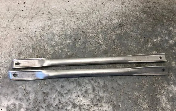 Mercedes-Benz E W238 Front strut bar A2136280000