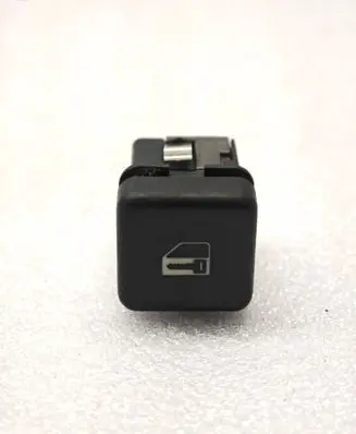 BMW 5 E39 Central locking switch button 8360828