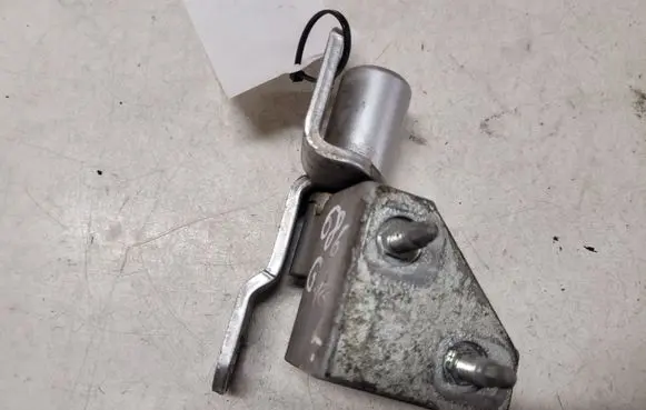 Rear door upper hinge