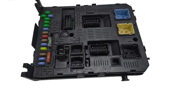 Citroen Berlingo Comfort/convenience module 966405878001 28120836 28119246