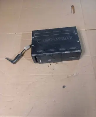 Audi A6 S6 C5 4B CD/DVD changer 7607700006 BP770011578076