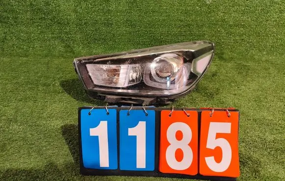 KIA Rio Headlight/headlamp 92101H8