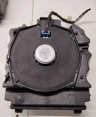 BMW 5 GT F07 Subwoofer speaker 18820010 9225831 430407862911