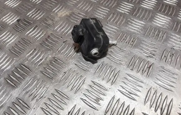 Nissan Note (E11) Headlight level adjustment motor 89028944
