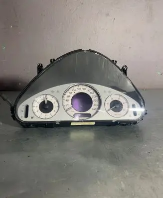 Mercedes-Benz E W211 Speedometer (instrument cluster) A2115403547 110080283017 003453