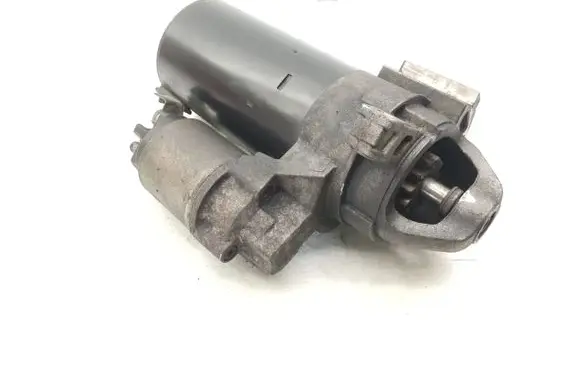 BMW 1 E81 E87 Starter motor 7812034 0001139002