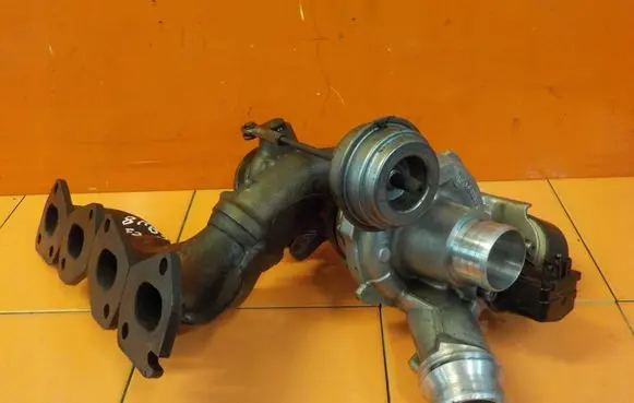 BMW 1 F20 F21 Turbo 8092004 8MB59 4601147