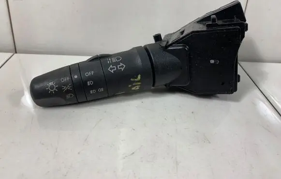 Nissan X-Trail T30 Indicator stalk 255408H700