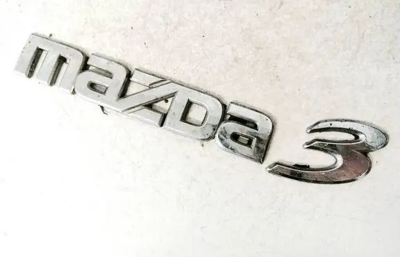 Mazda 3 I Manufacturer badge logo/emblem bp4k51710