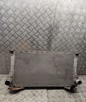 Toyota Avensis T270 Intercooler radiator 0r040