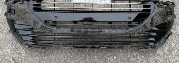 Peugeot RCZ Front bumper upper radiator grill 