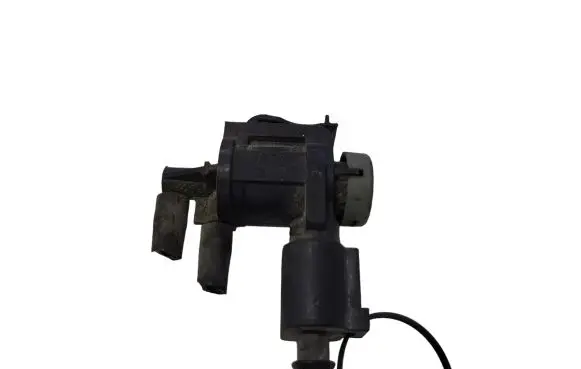 Volkswagen PASSAT B5.5 Turbo solenoid valve 1J0906283A