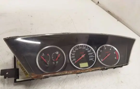 Nissan Primera Speedometer (instrument cluster) 2121808