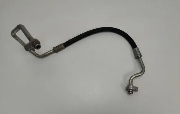 Volkswagen Tiguan Air conditioning (A/C) pipe/hose 5QF816721J