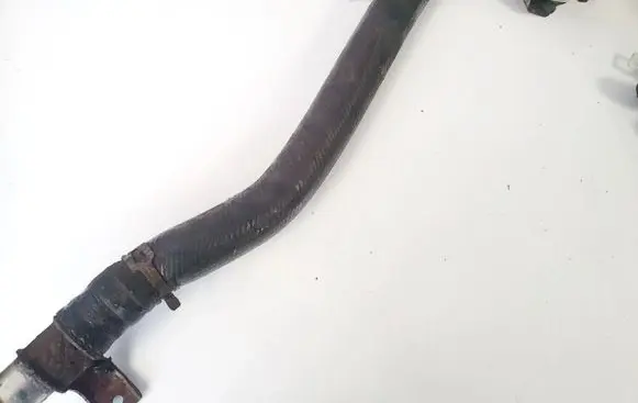 Ford Mondeo MK IV Engine coolant pipe/hose