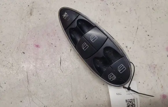 Mercedes-Benz E W211 Electric window control switch A2118213679