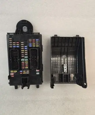Volvo XC90 Fuse box set 32142591