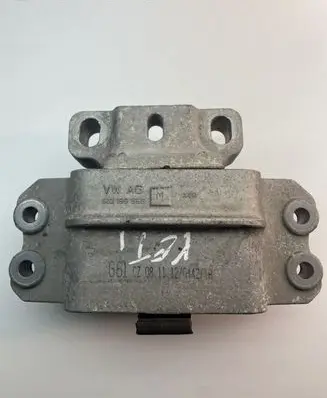 Skoda Yeti (5L) Engine mount bracket 1K0199555 1K0199555M