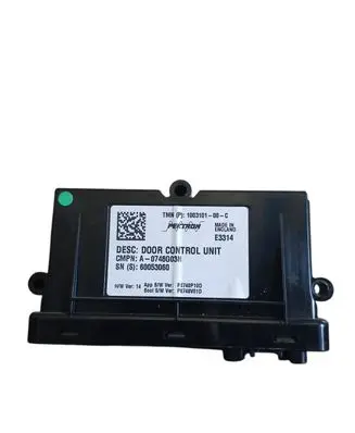 Tesla Model S Door control unit/module 0748G03N