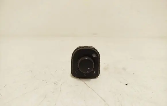Volkswagen PASSAT B6 Wing mirror switch 1K0959565K
