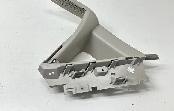 Chrysler Pacifica (A) pillar trim 5SB13TRMAC