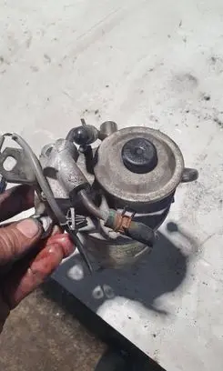Toyota Auris E180 Mechanical fuel pump 233000r073