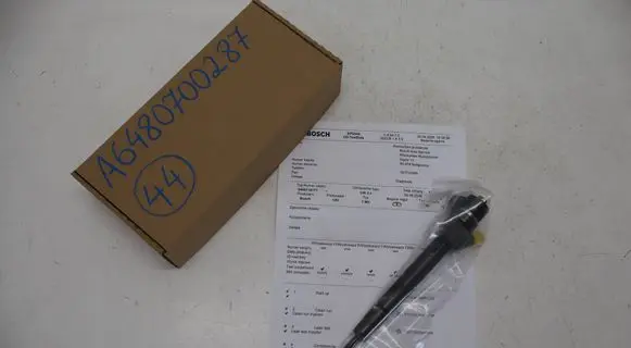 Mercedes-Benz E W211 Fuel injector A6480700287