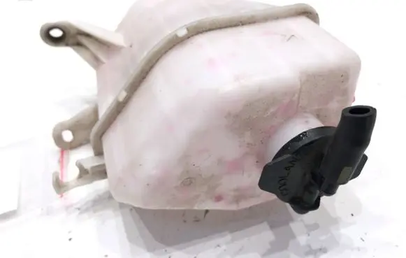 Toyota Camry VIII XV70 Coolant expansion tank/reservoir 