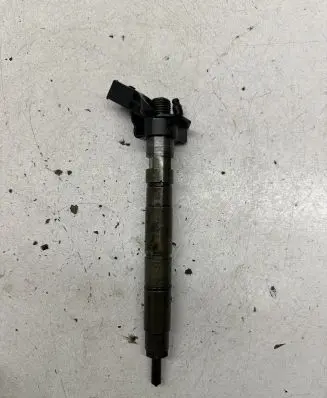 Audi A6 S6 C6 4F Fuel injector 059130277AC 0445115039