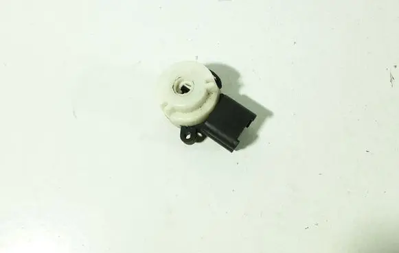 Toyota Avensis T250 Ignition lock contact 05903