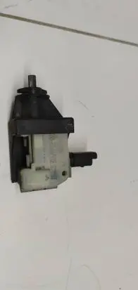 Citroen DS5 Fuel tank cap lock motor 9658236780
