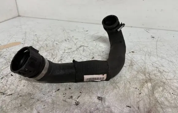 BMW 5 F10 F11 Engine coolant pipe/hose 7593513
