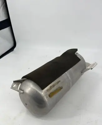 Audi Q7 4L Air suspension compressor 
