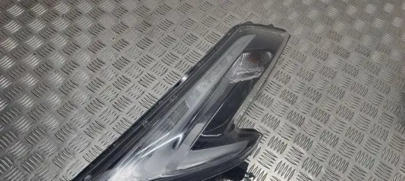 Nissan Juke I F15 Headlight/headlamp 26125BV80A 90049101
